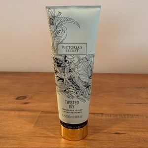 New Victoria’s Secret Twisted Ivy lotion